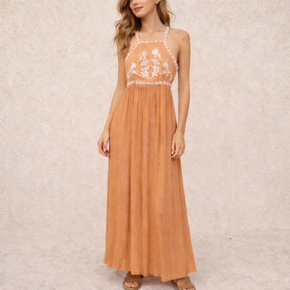En Creme Dresses & Skirts - En Creme Orange Rayon Maxi Dress Large Embroidered Floral Halter Boho Summer
